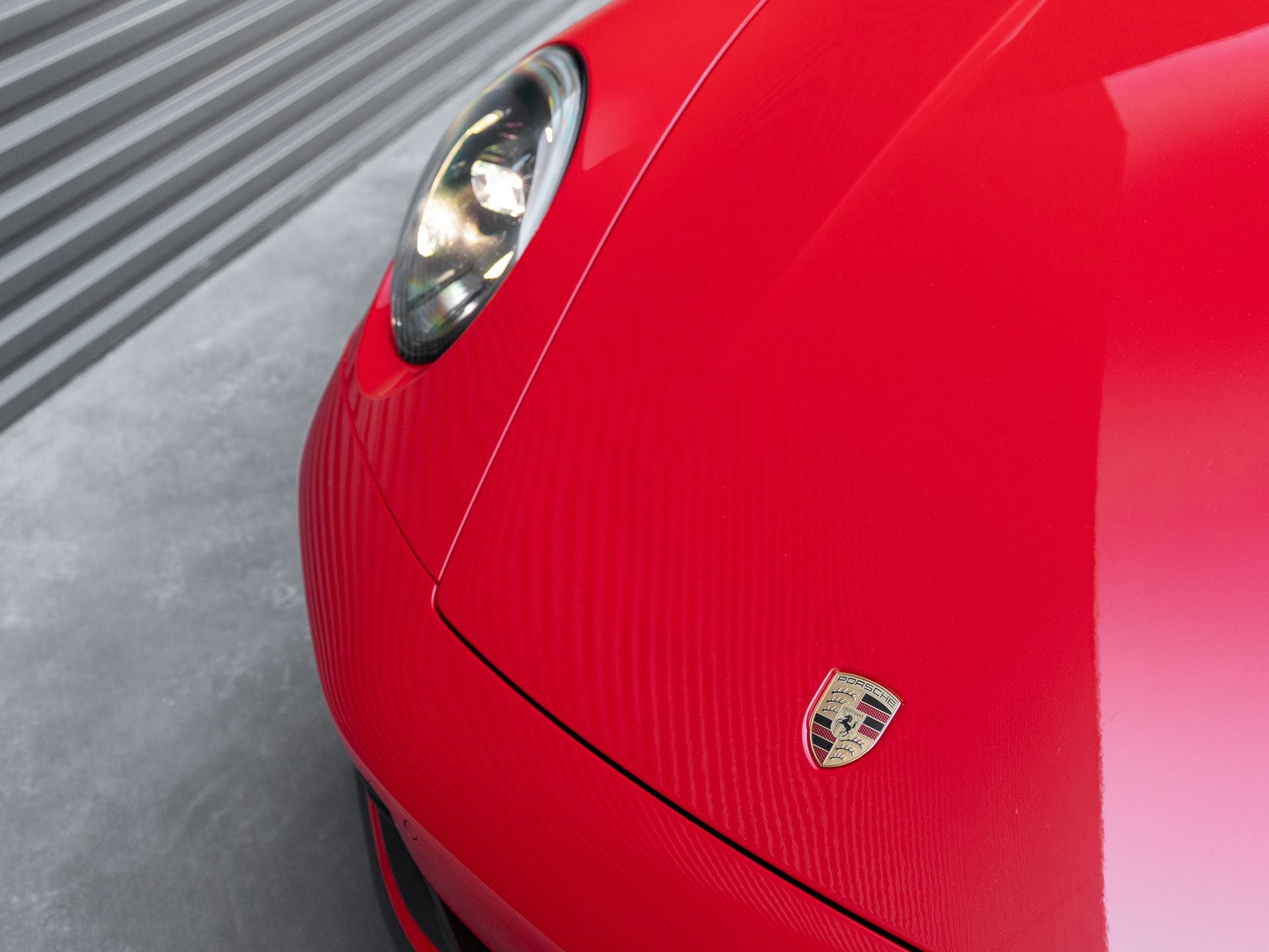 2025 Porsche 911 Carrera
