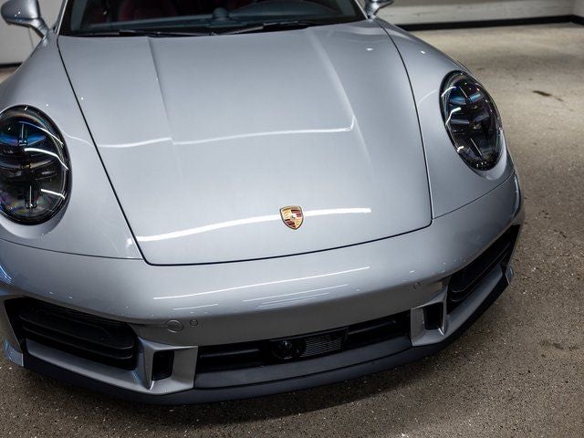 2025 Porsche 911 Carrera