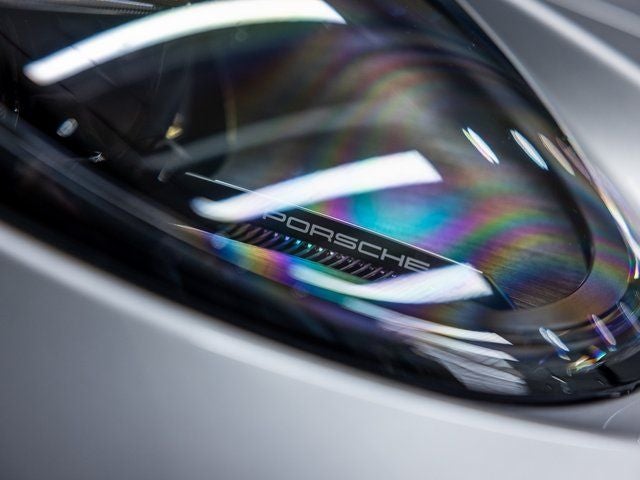 2025 Porsche 911 Carrera