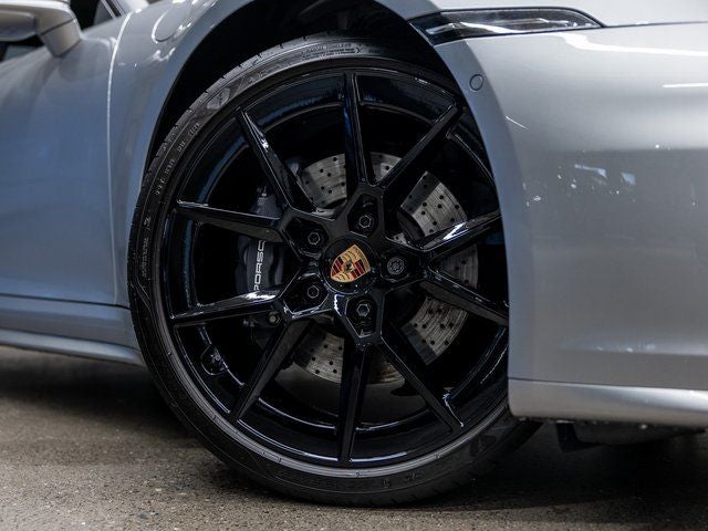 2025 Porsche 911 Carrera