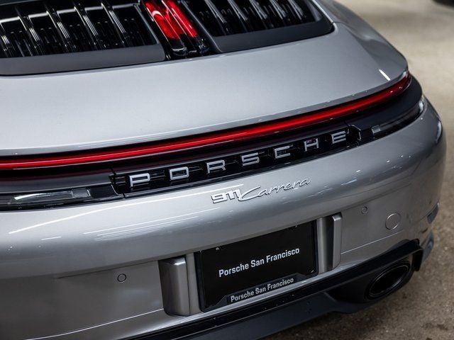 2025 Porsche 911 Carrera