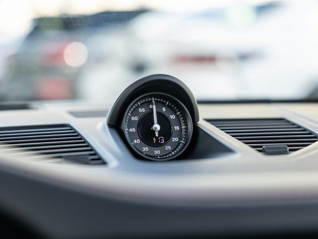 2025 Porsche 911 Carrera