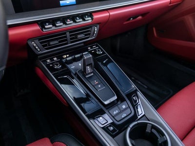 2025 Porsche 911 Carrera