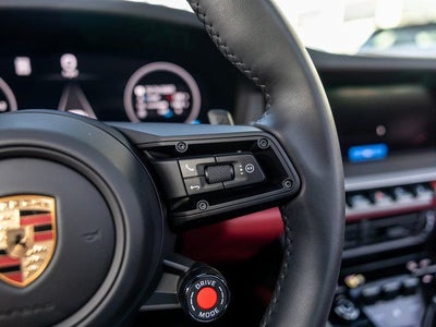 2025 Porsche 911 Carrera