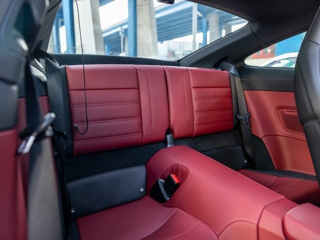 2025 Porsche 911 Carrera