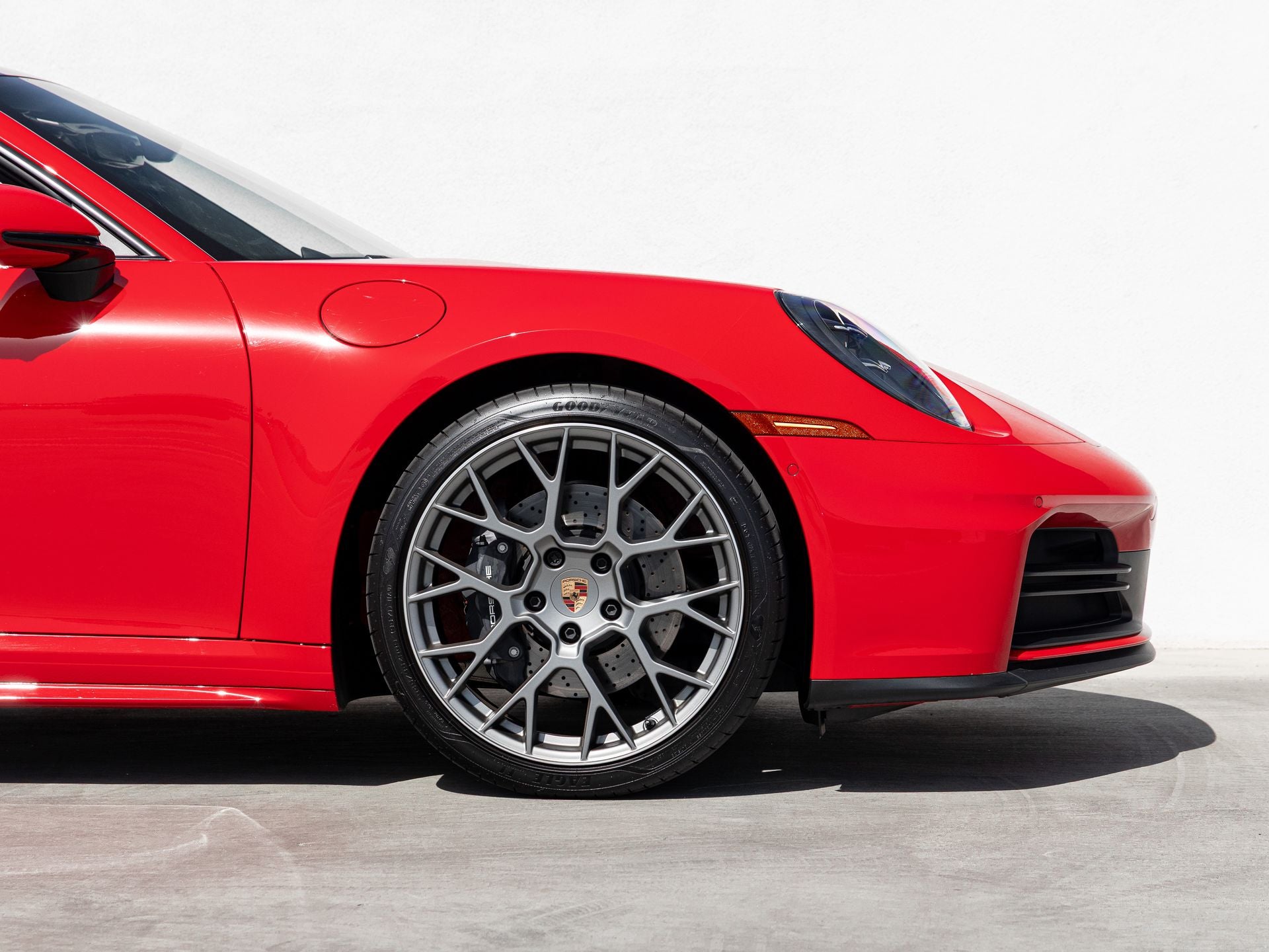 2025 Porsche 911 Carrera
