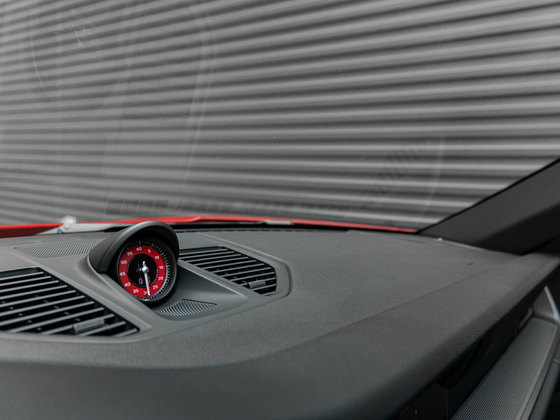 2025 Porsche 911 Carrera