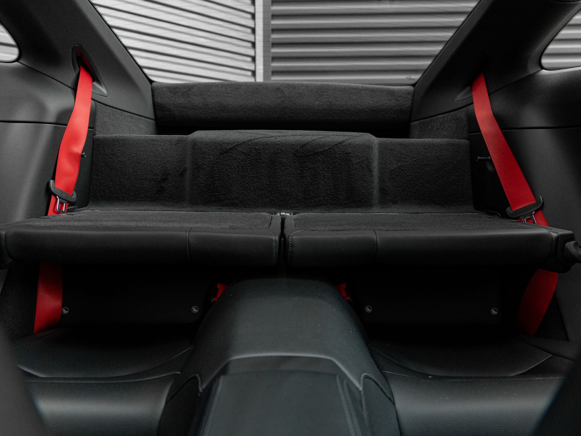 2025 Porsche 911 Carrera