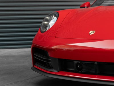 2025 Porsche 911 Carrera