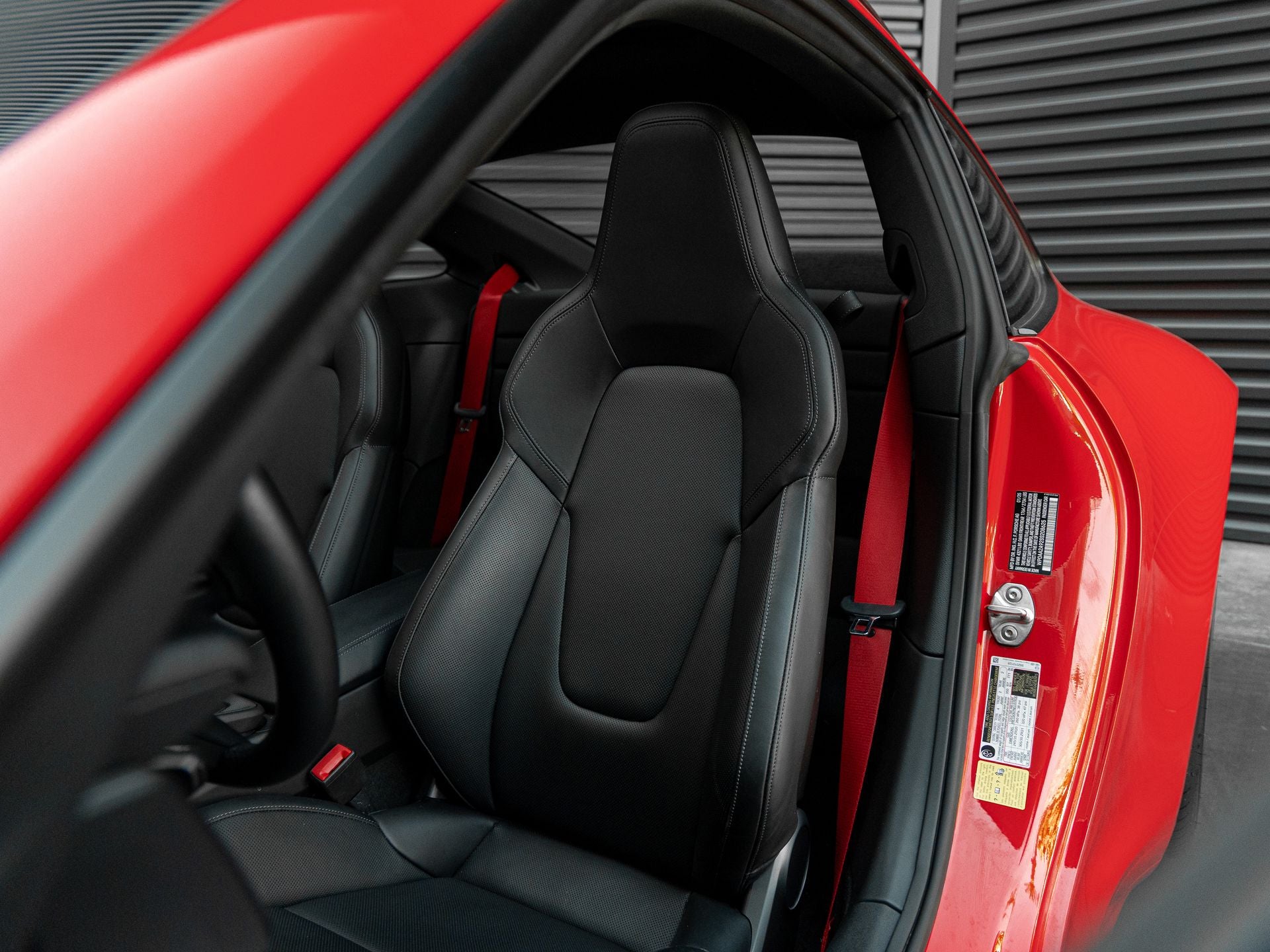 2025 Porsche 911 Carrera