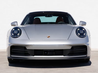 2025 Porsche 911 Carrera