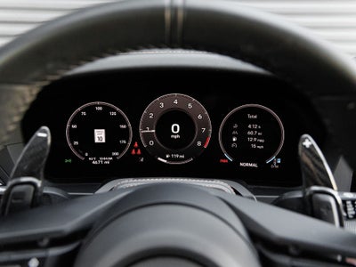 2025 Porsche 911 Carrera
