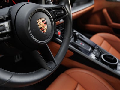 2025 Porsche 911 Carrera