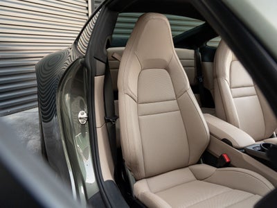 2024 Porsche 911 Carrera