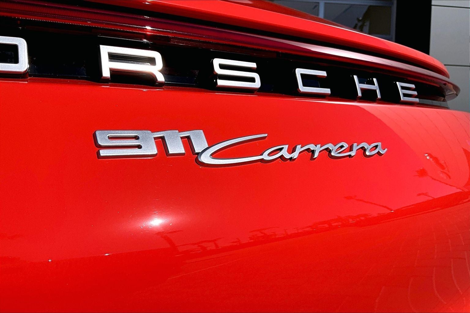 2021 Porsche 911 Carrera