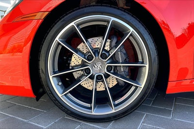 2021 Porsche 911 Carrera