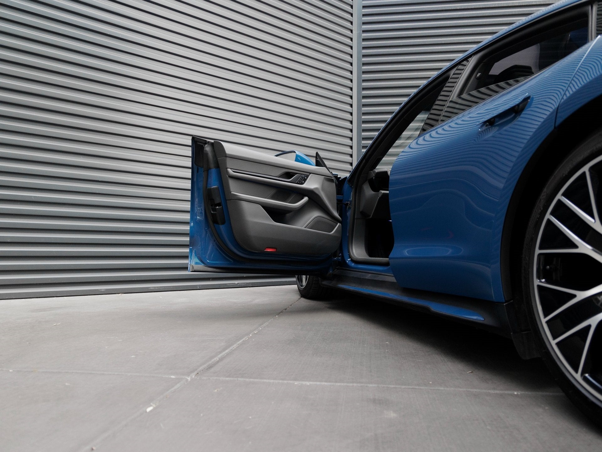 2023 Porsche Taycan Taycan (MY23)