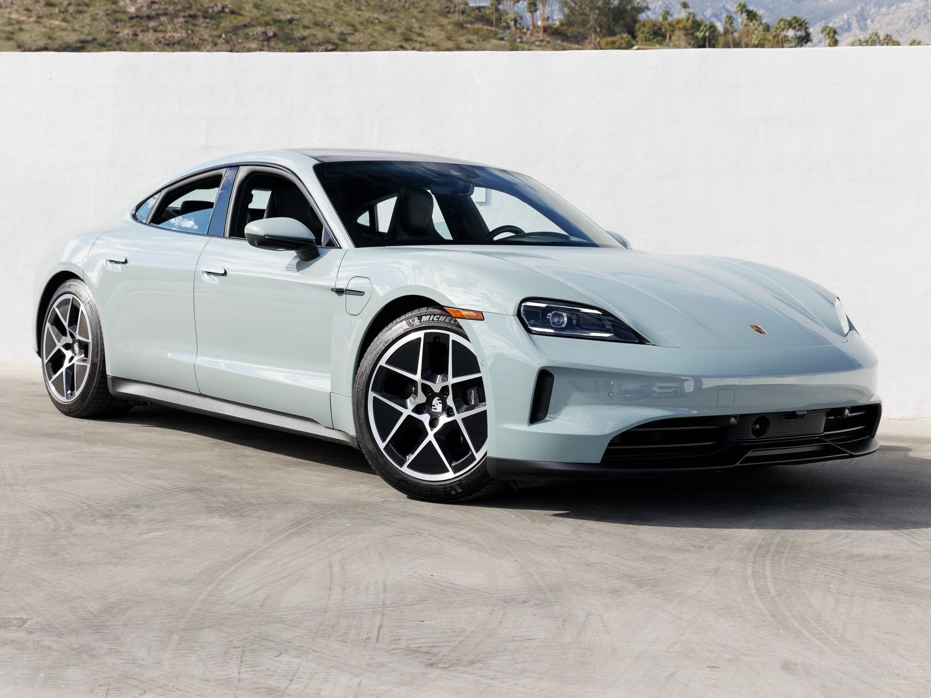 2025 Porsche Taycan Taycan