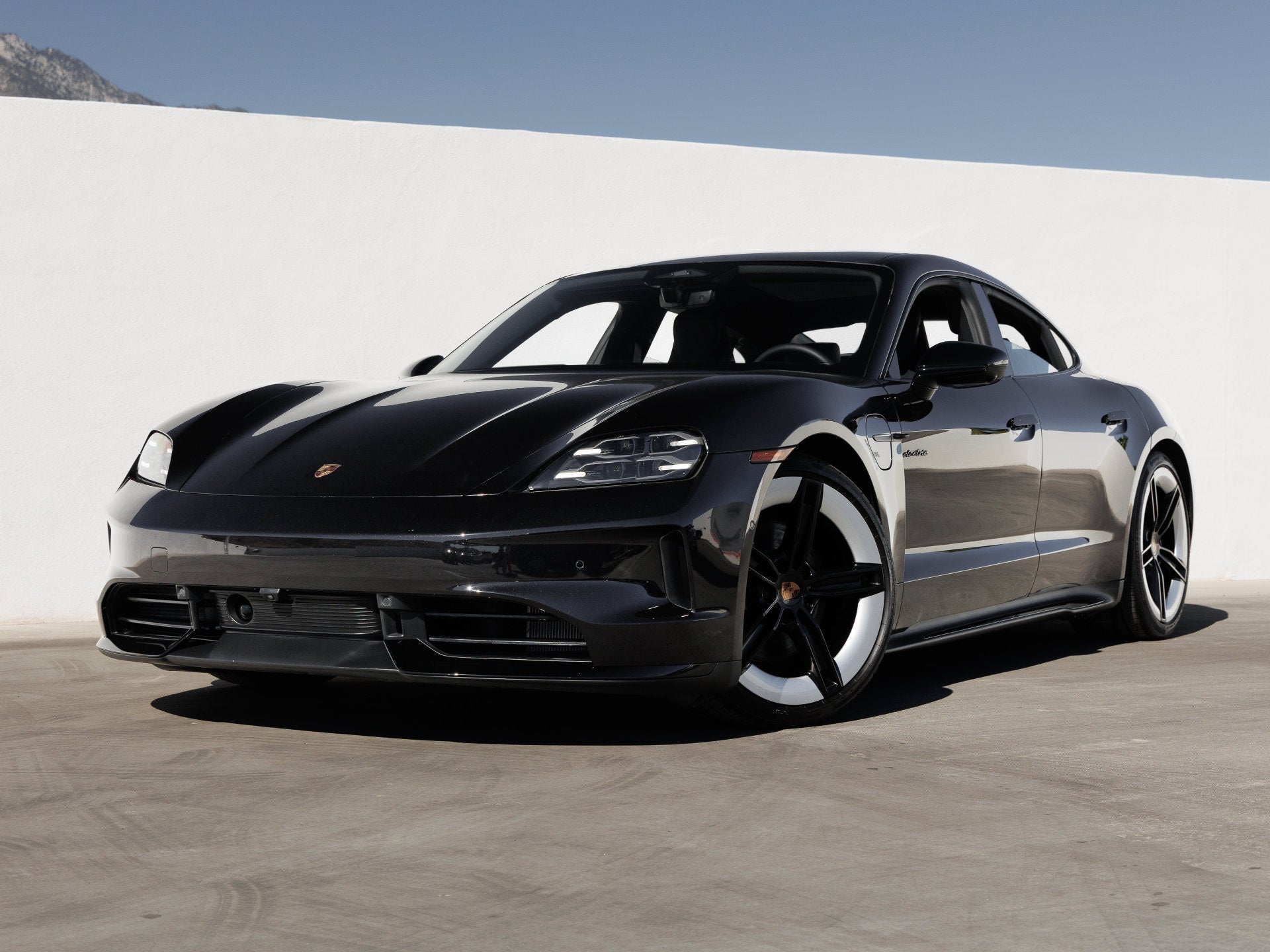 2026 Porsche Taycan