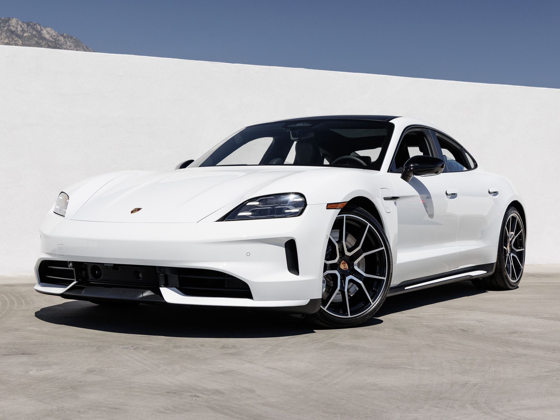 2026 Porsche Taycan Taycan Black Edition