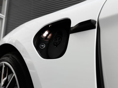 2026 Porsche Taycan Taycan Black Edition