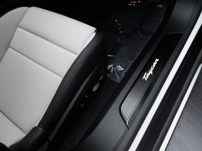 2026 Porsche Taycan Taycan Black Edition
