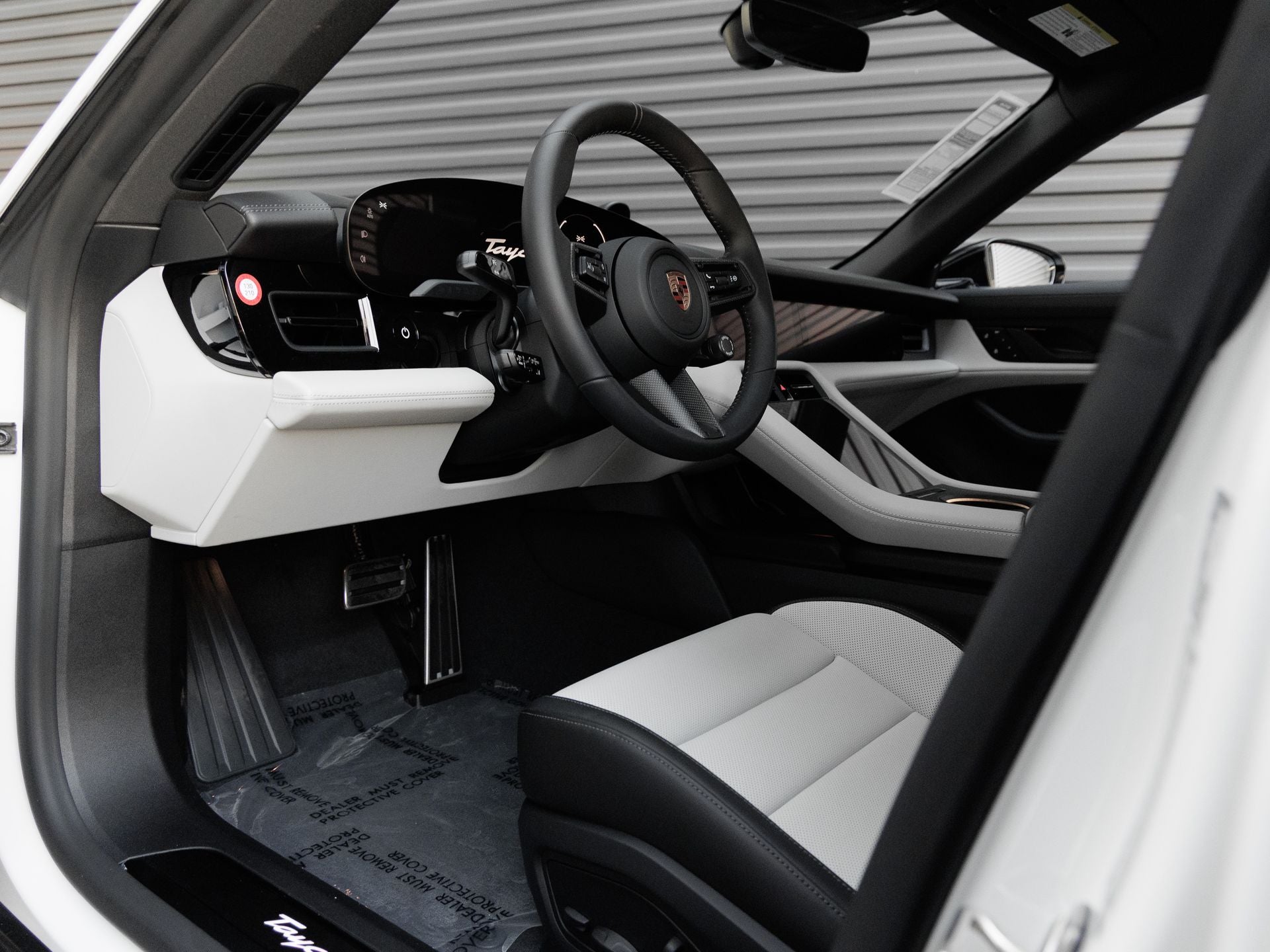 2026 Porsche Taycan Taycan Black Edition