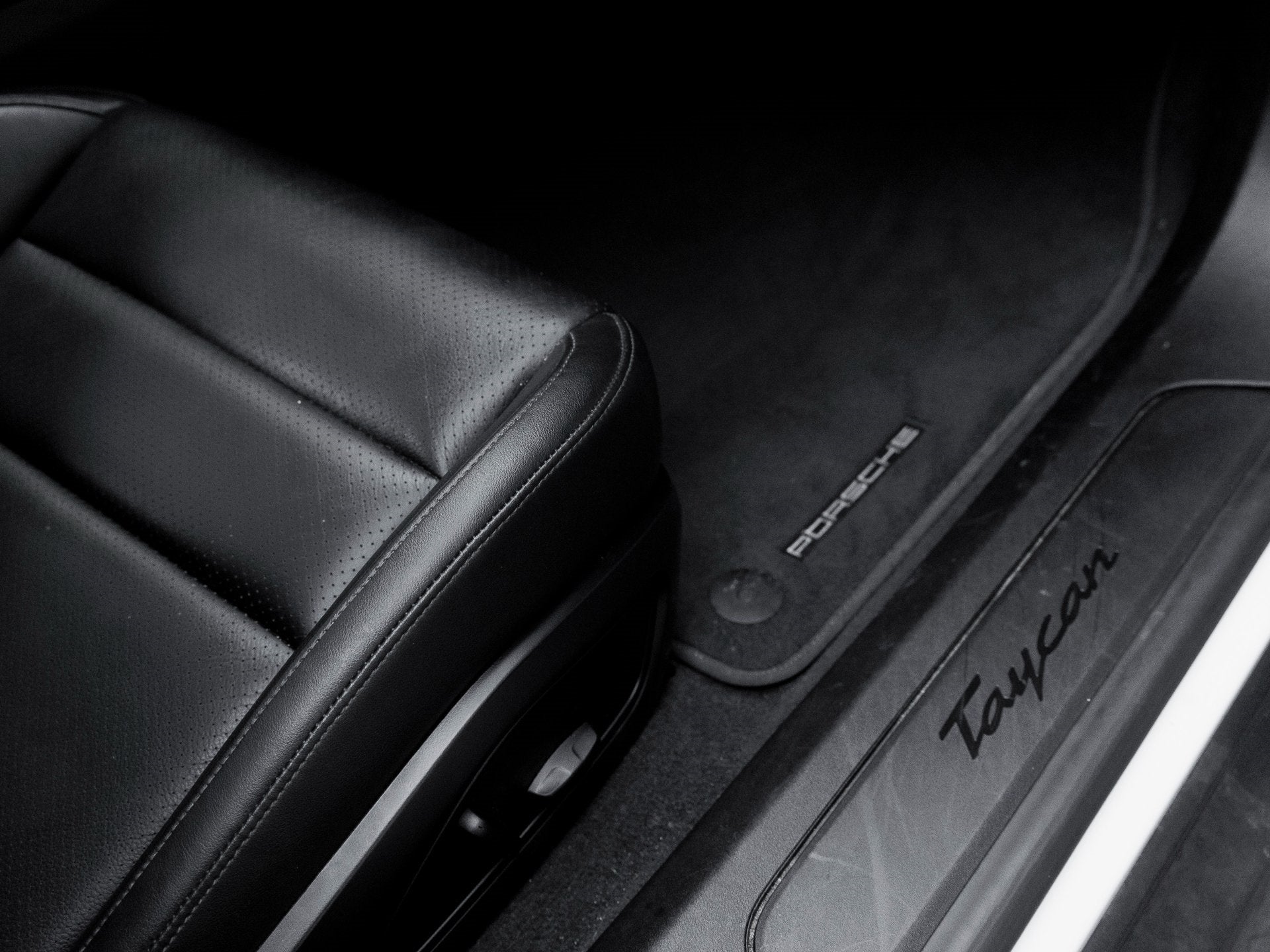 2022 Porsche Taycan Taycan (MY22)