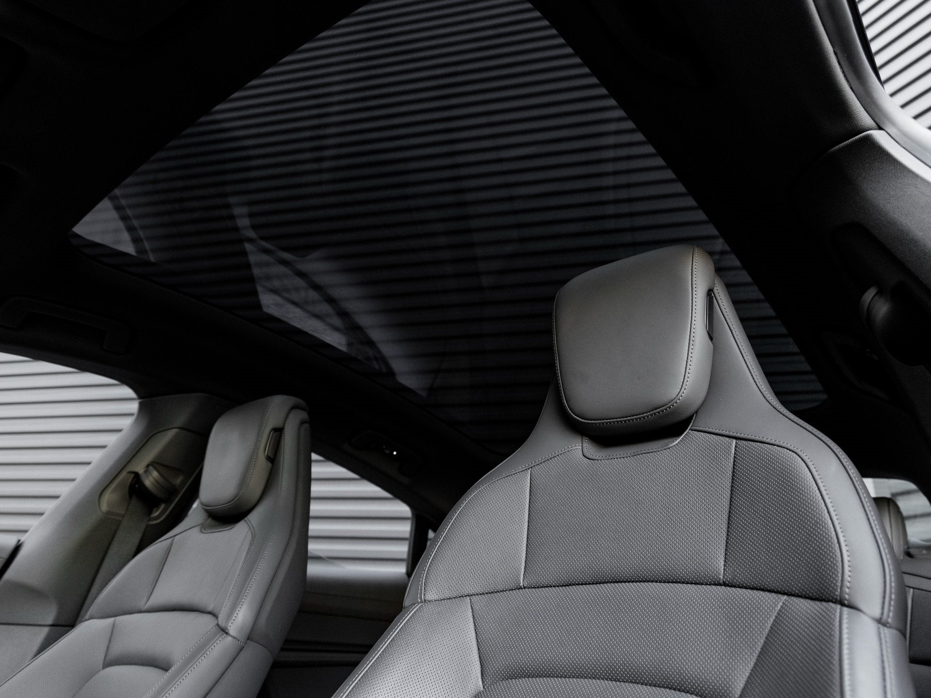 2025 Porsche Taycan Taycan