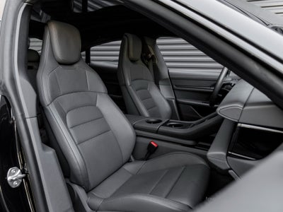 2025 Porsche Taycan Taycan