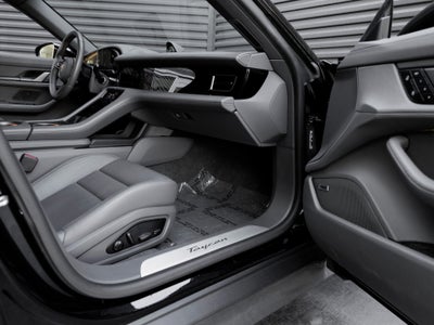 2025 Porsche Taycan Taycan