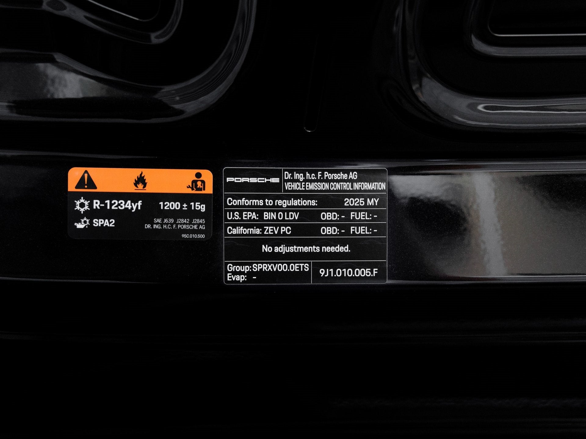 2025 Porsche Taycan Taycan