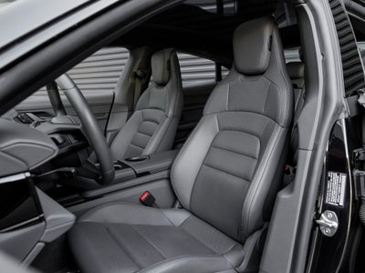 2025 Porsche Taycan Taycan