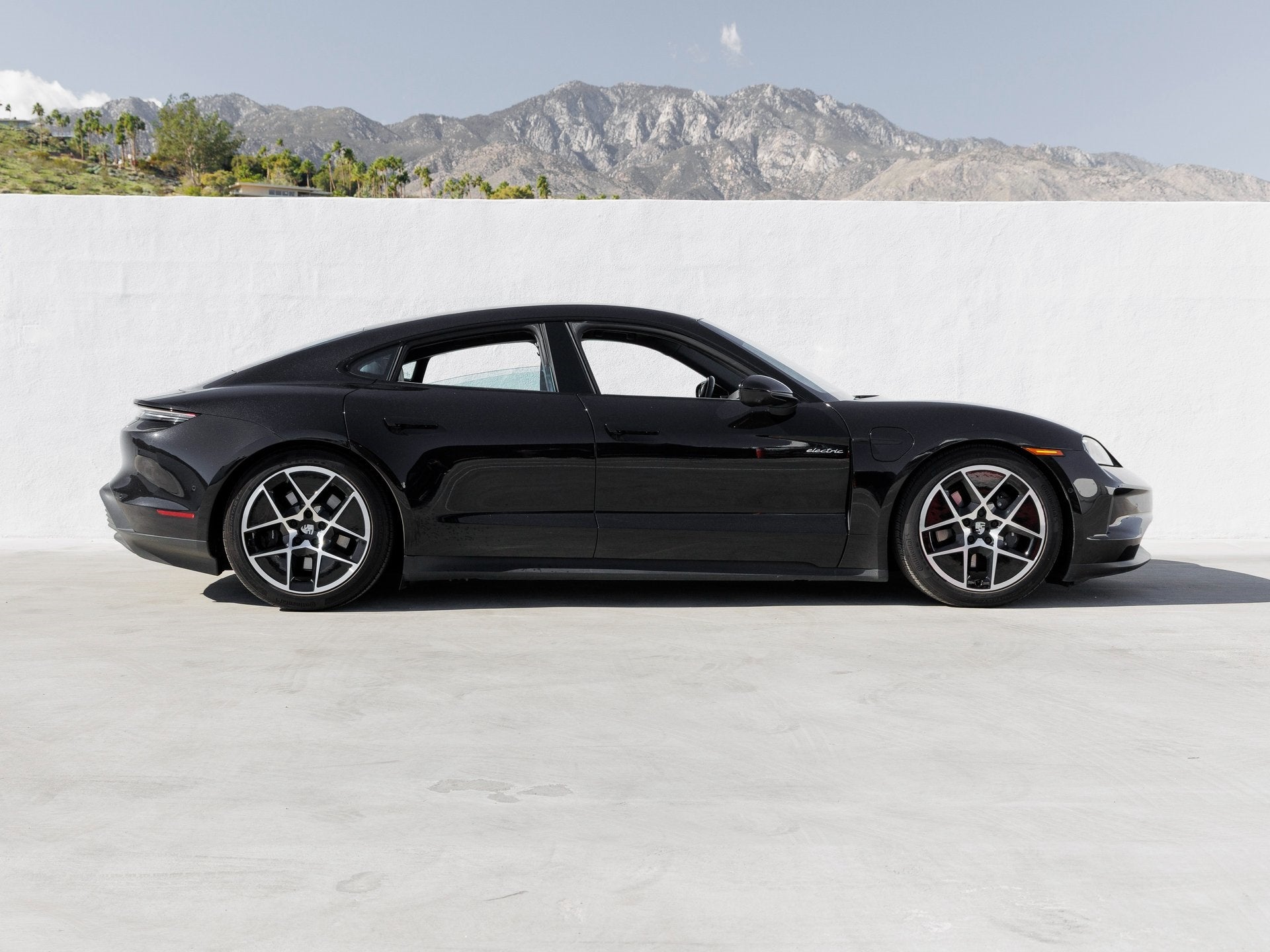 2025 Porsche Taycan Taycan