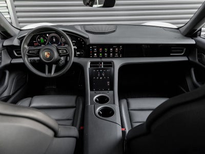 2025 Porsche Taycan 4