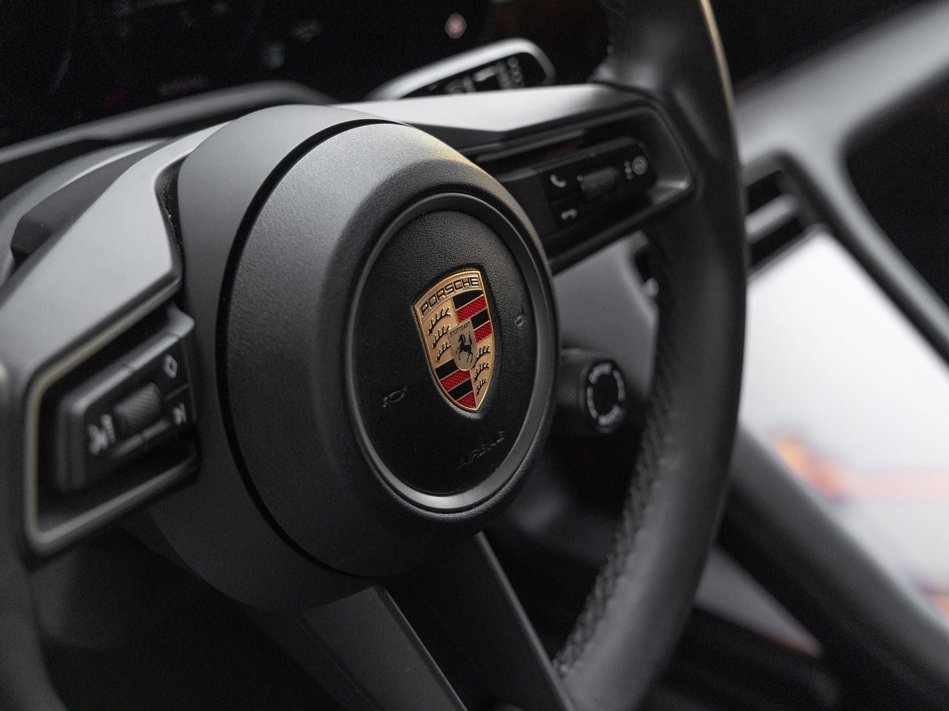 2025 Porsche Taycan 4