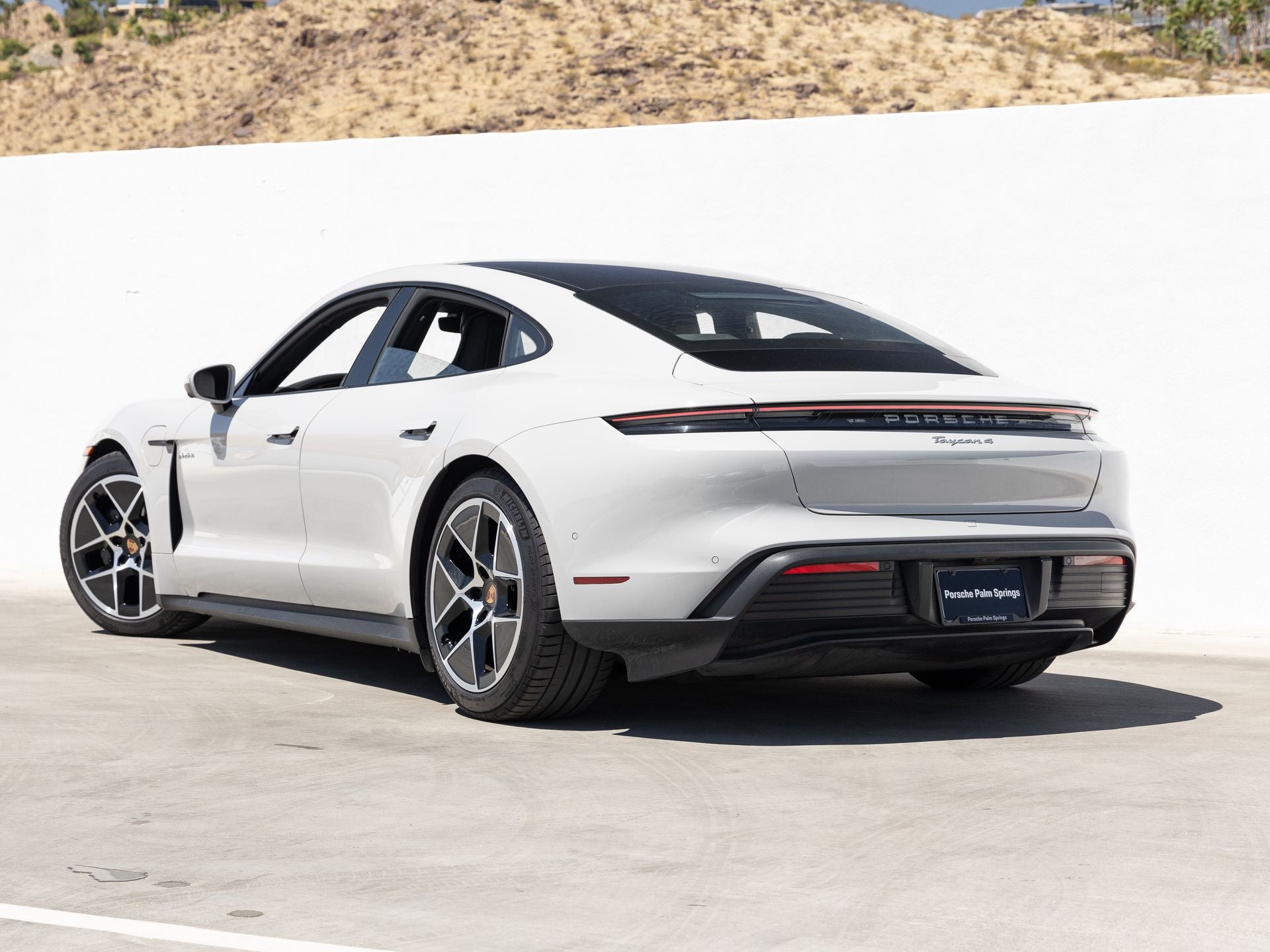 2025 Porsche Taycan 4