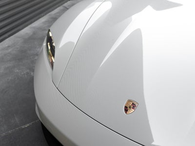 2025 Porsche Taycan 4