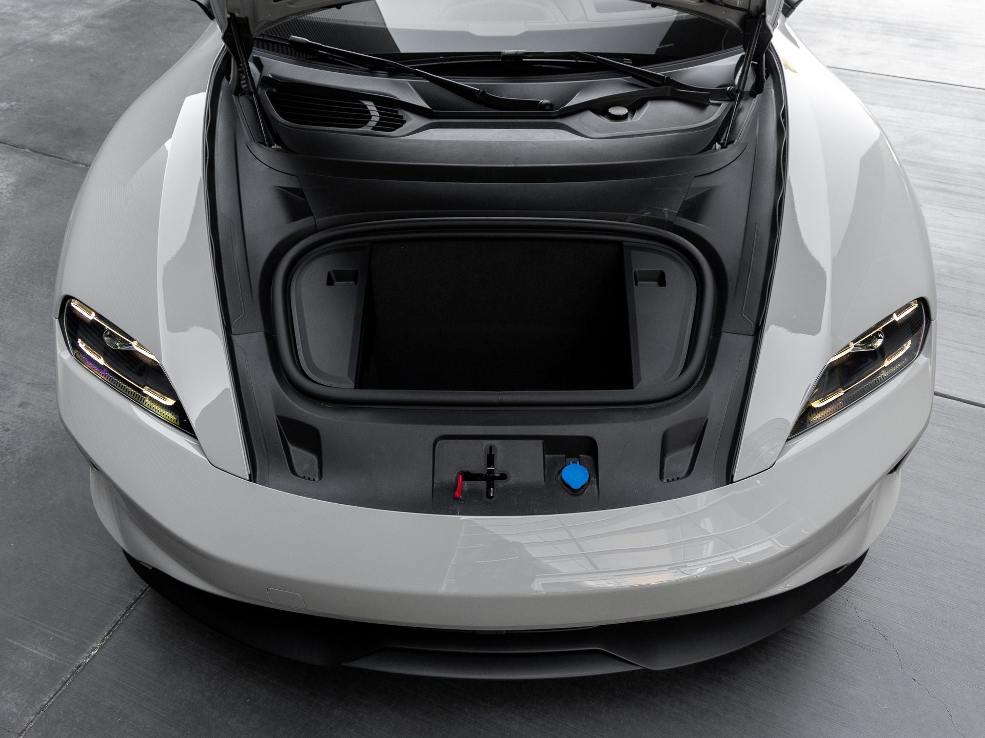 2025 Porsche Taycan 4