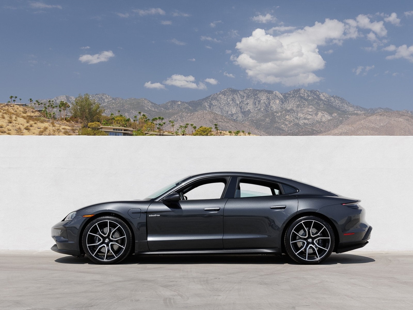 2025 Porsche Taycan Taycan