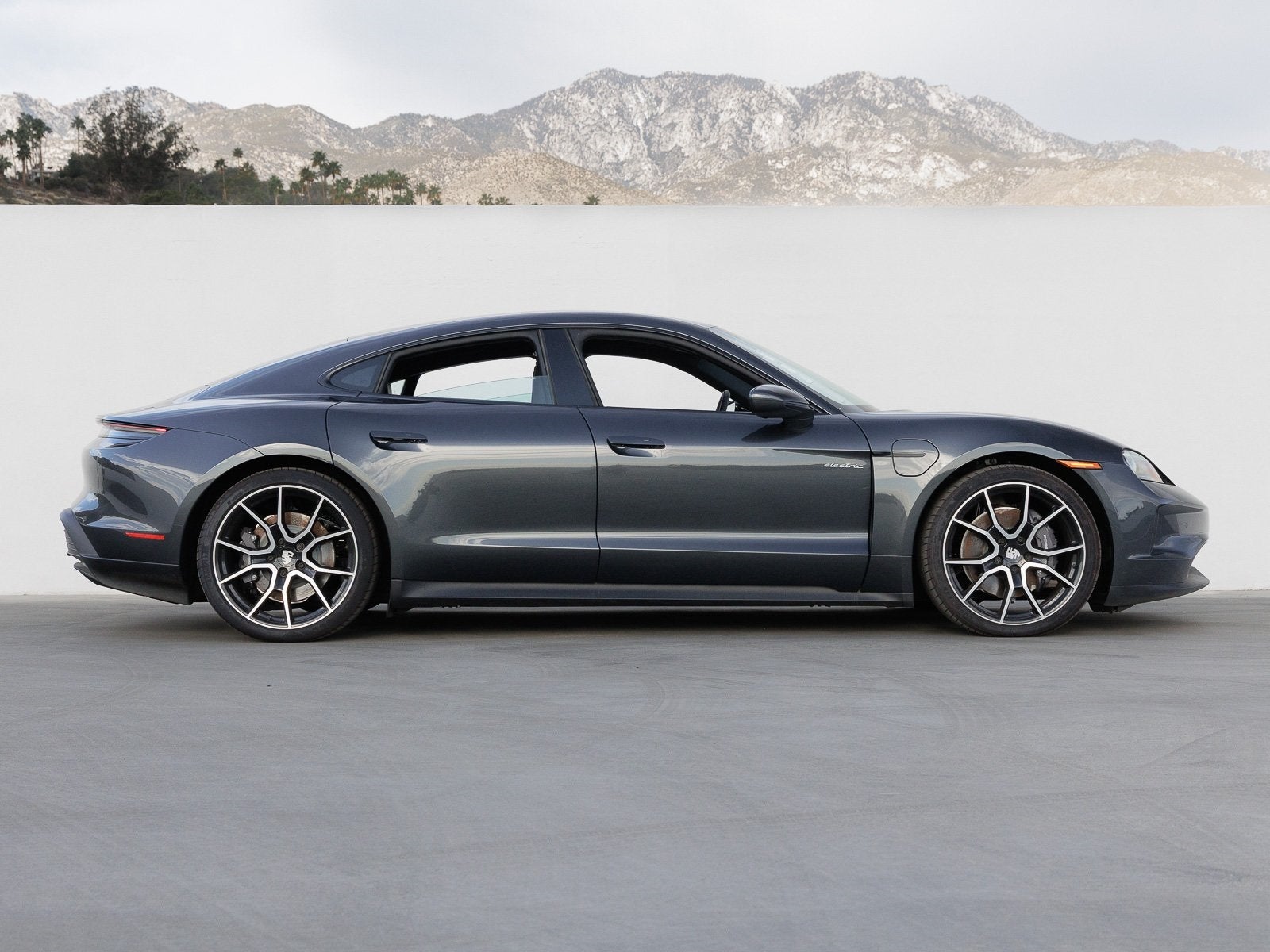 2025 Porsche Taycan Taycan