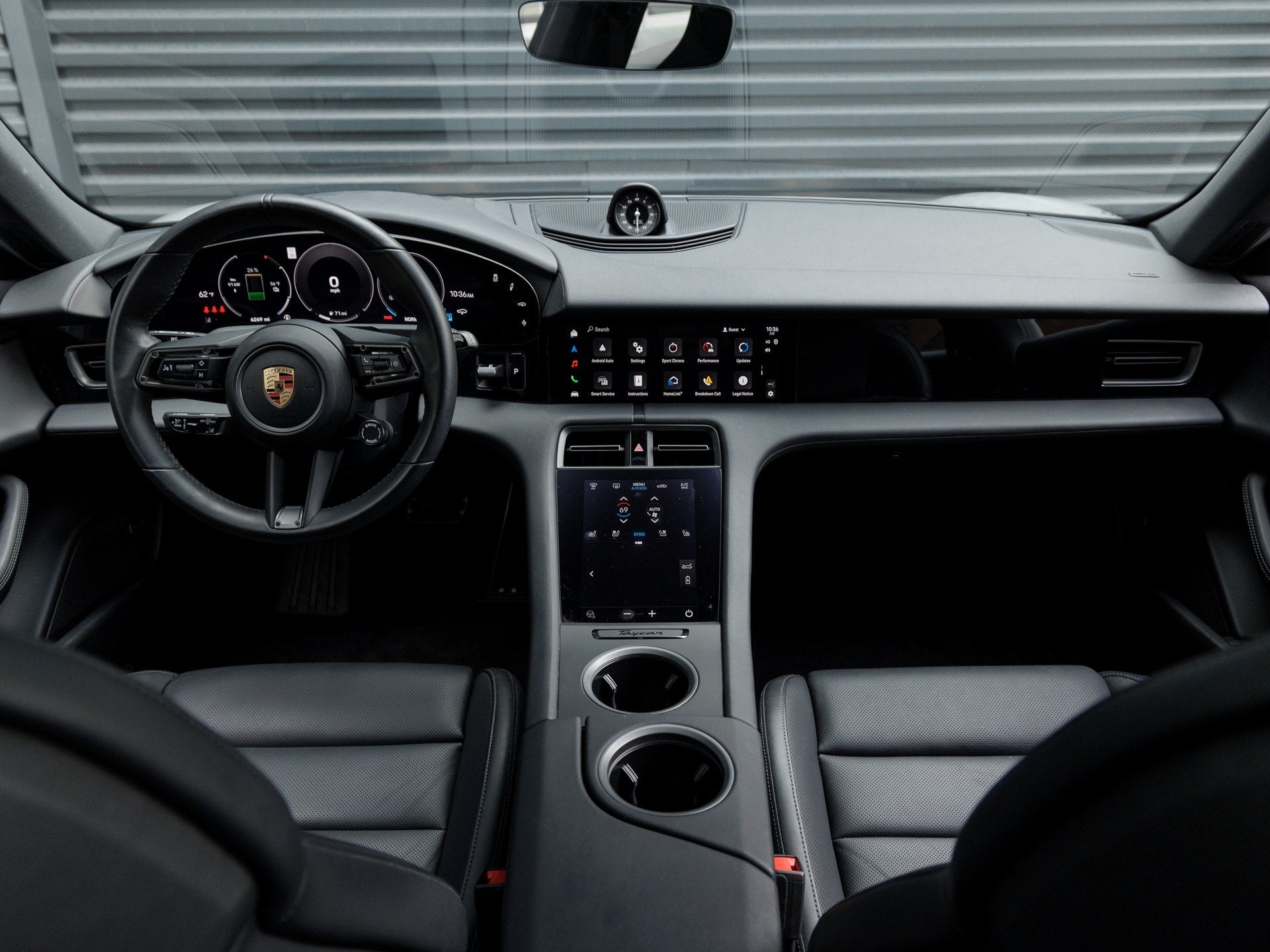 2025 Porsche Taycan Taycan