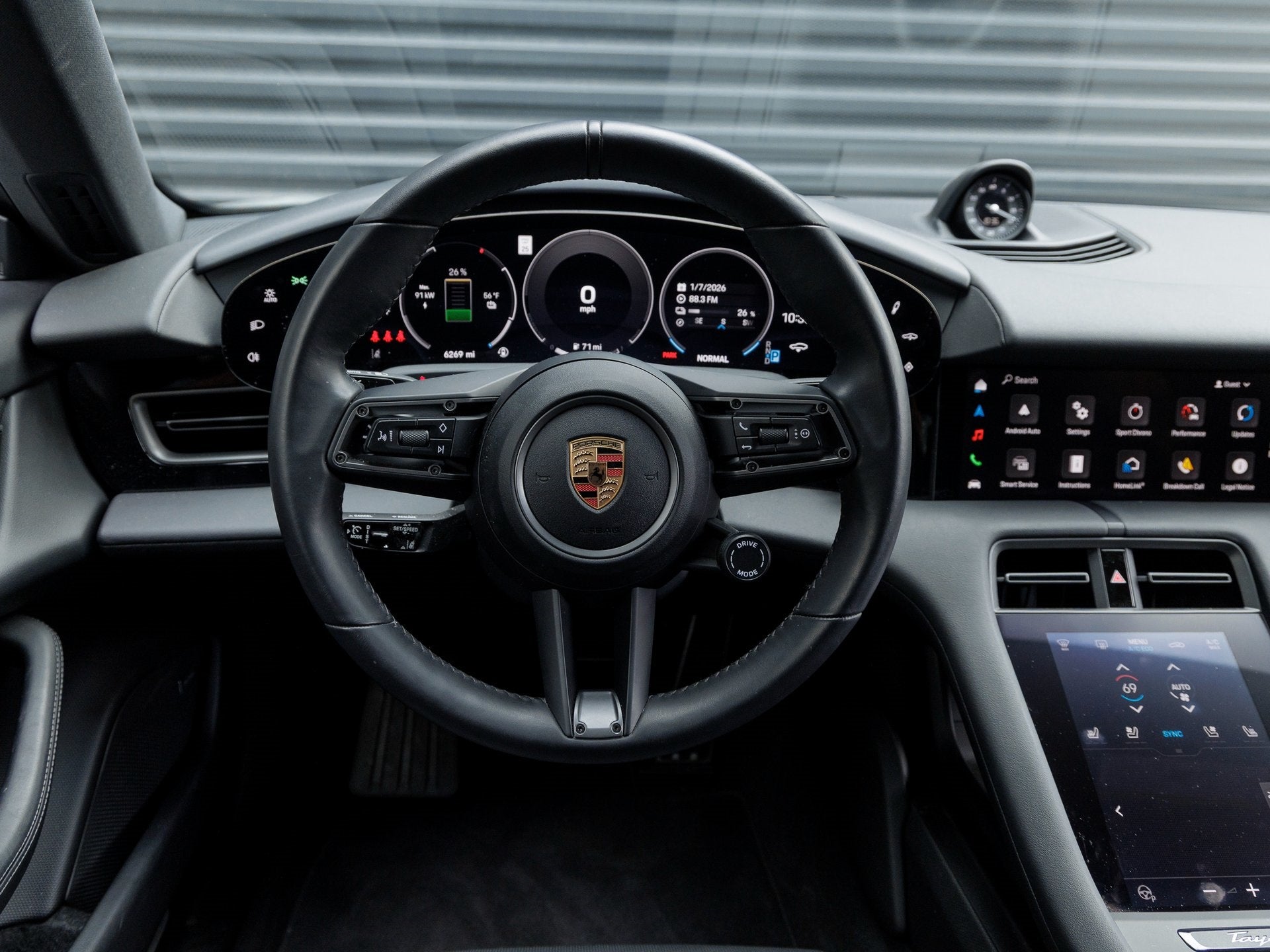 2025 Porsche Taycan Taycan