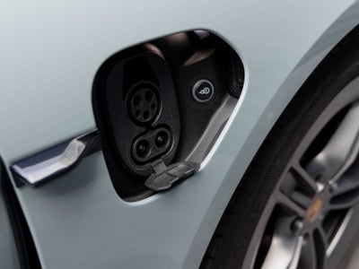 2025 Porsche Taycan Taycan