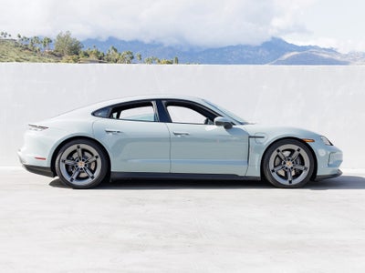 2025 Porsche Taycan Taycan