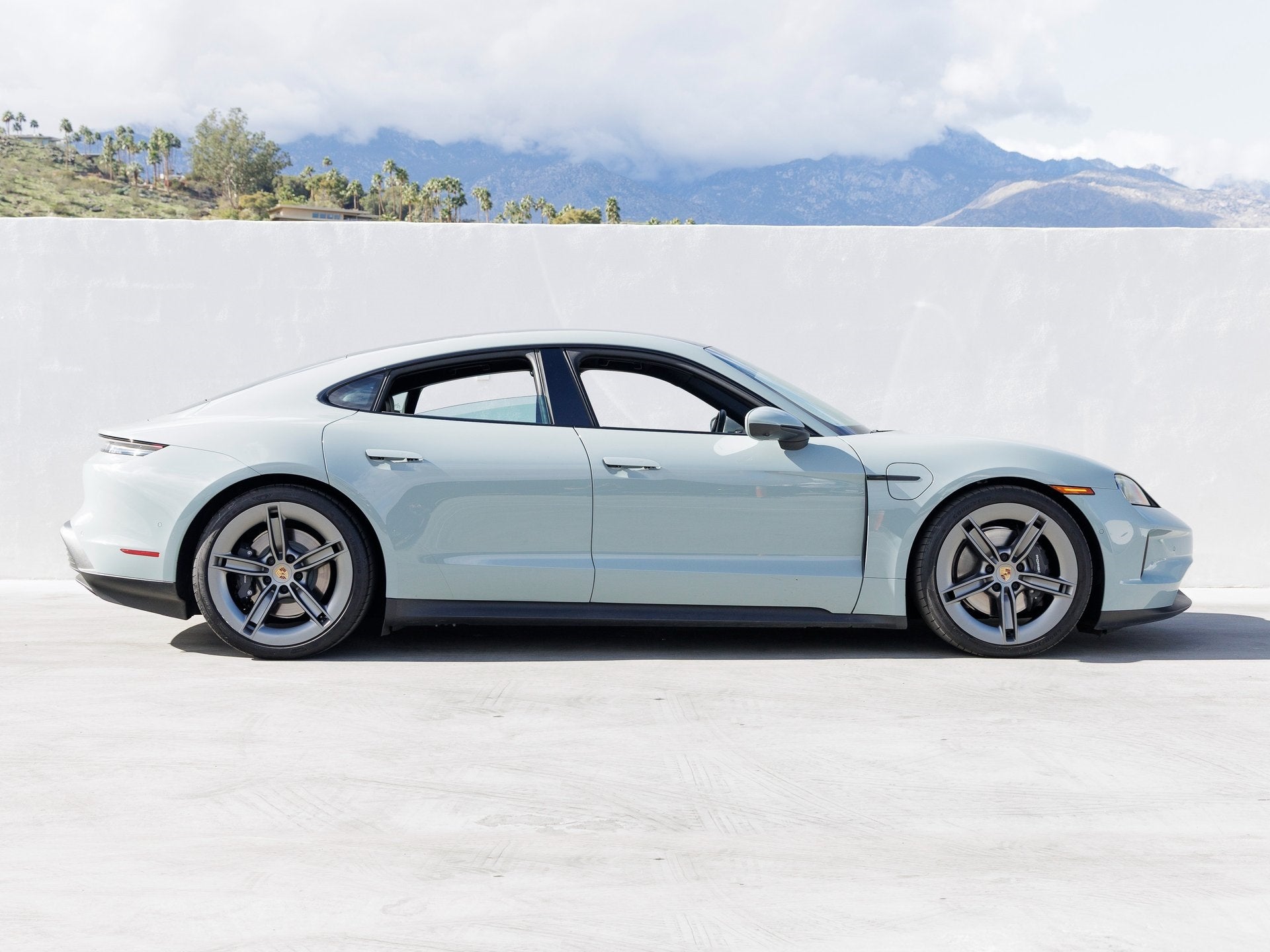 2025 Porsche Taycan Taycan