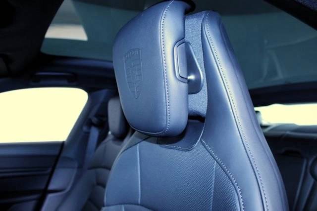 2026 Porsche Taycan Taycan 4 Black Edition