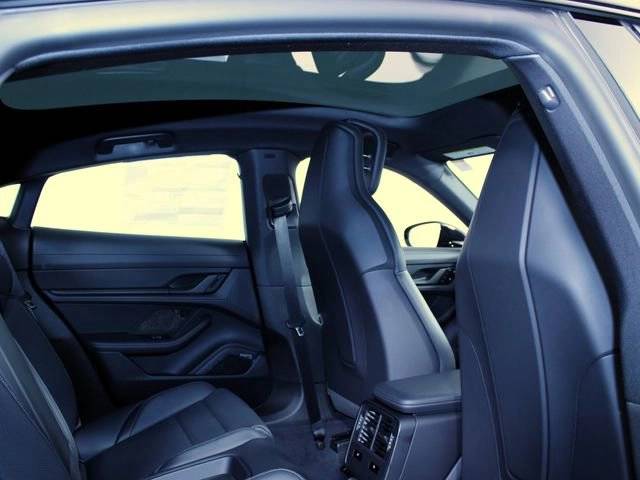 2026 Porsche Taycan Taycan 4 Black Edition