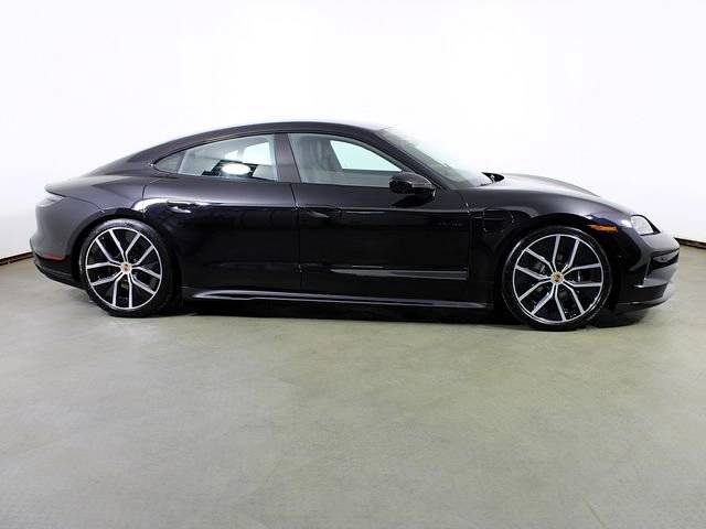 2026 Porsche Taycan Taycan 4 Black Edition
