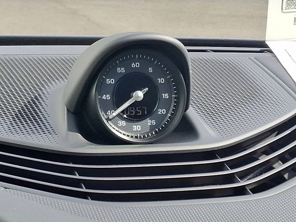 2025 Porsche Taycan Taycan 4